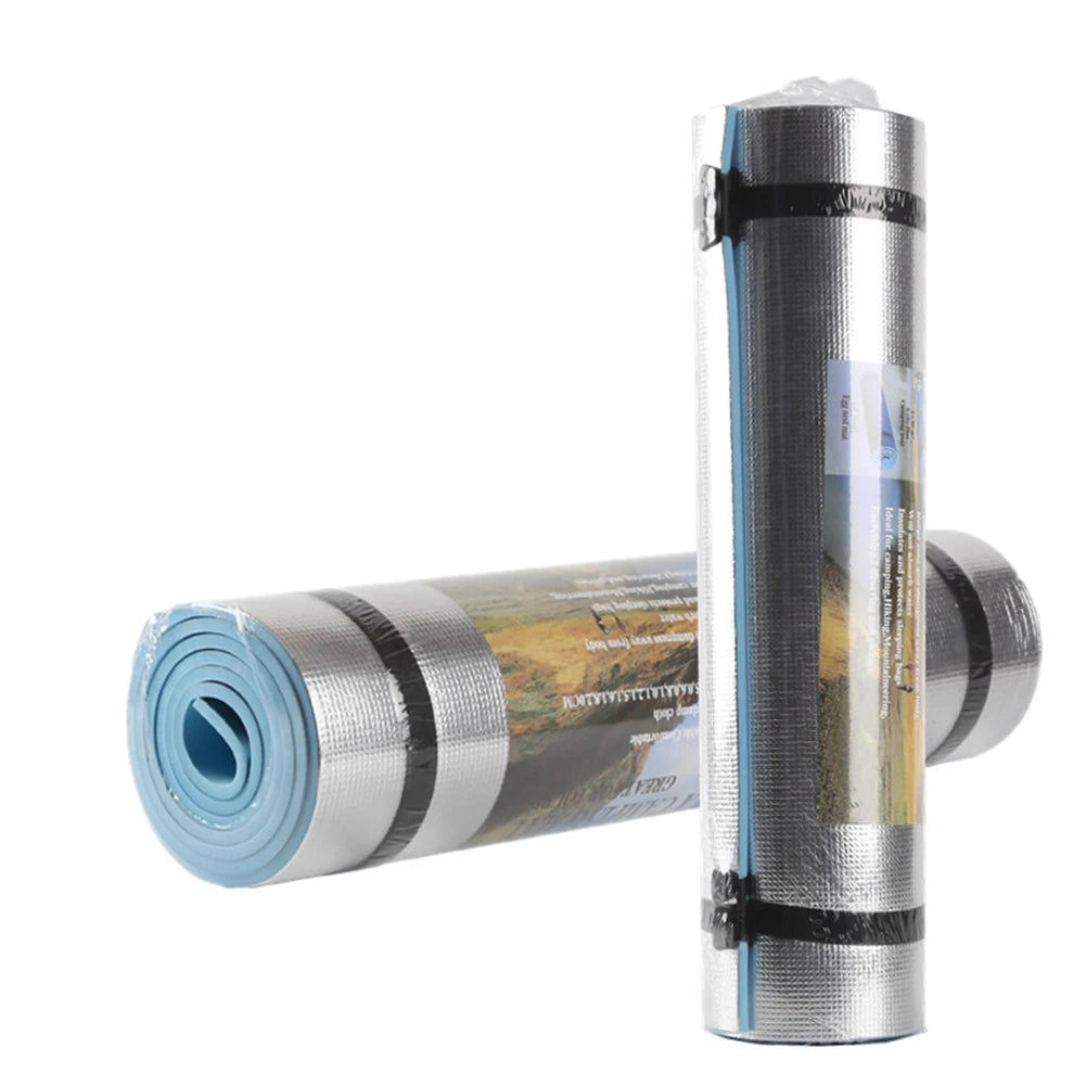 Yogamatte vises sammenrullet