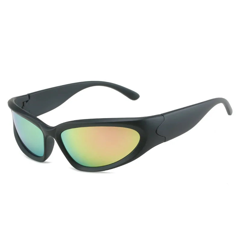Multifargede glass, sorte solbriller